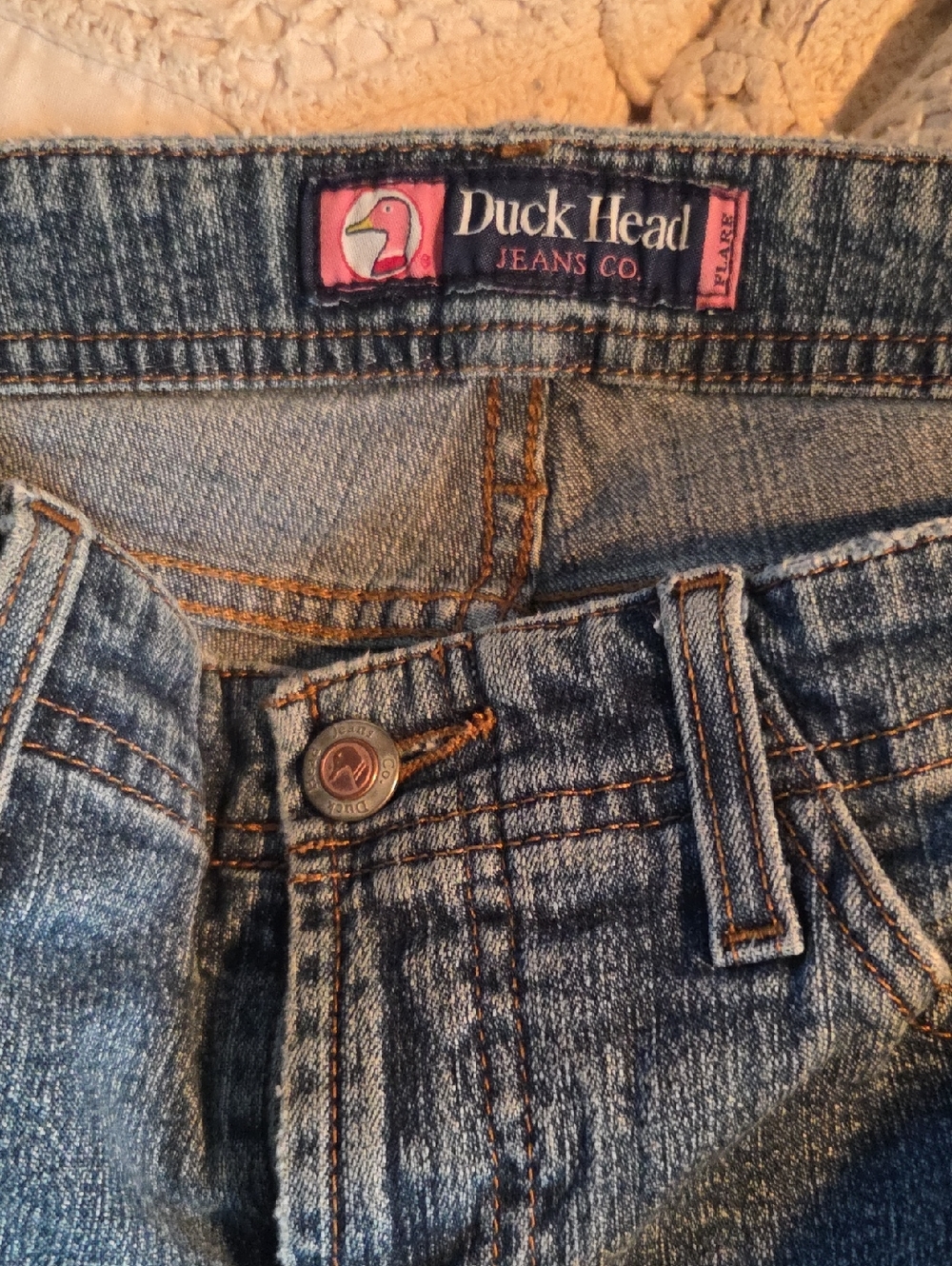 Duck Head Light Blue Denim Jeans with Pink Logo Trim. Size 5 Juniors.
